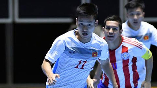 Futsal VN 1-7 Paraguay: Van Vu ghi ban dep mat cuoi tran hinh anh