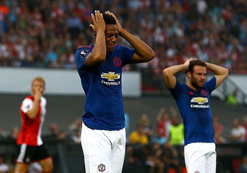 MU that bai 0-1 ngay tran ra quan o Europa League hinh anh