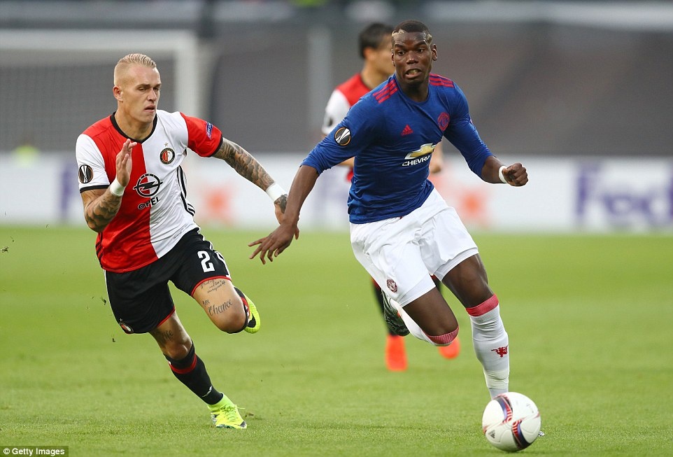 MU thua 0-1 o Europa League anh 5