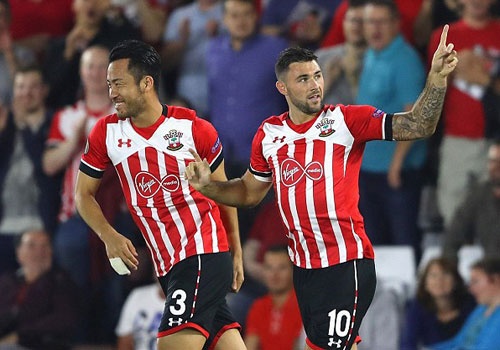 Inter thua soc, Southampton thang 3-0 o Europa League hinh anh