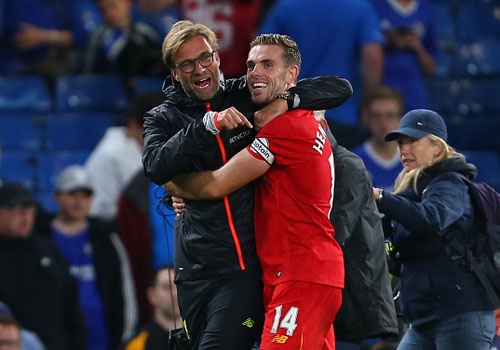 Liverpool khien Chelsea thua tran dau tien mua nay hinh anh