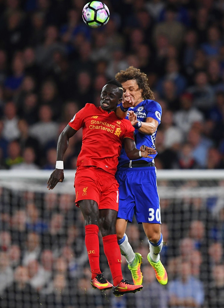 Luiz do mau trong tran Chelsea thua Liverpool anh 6