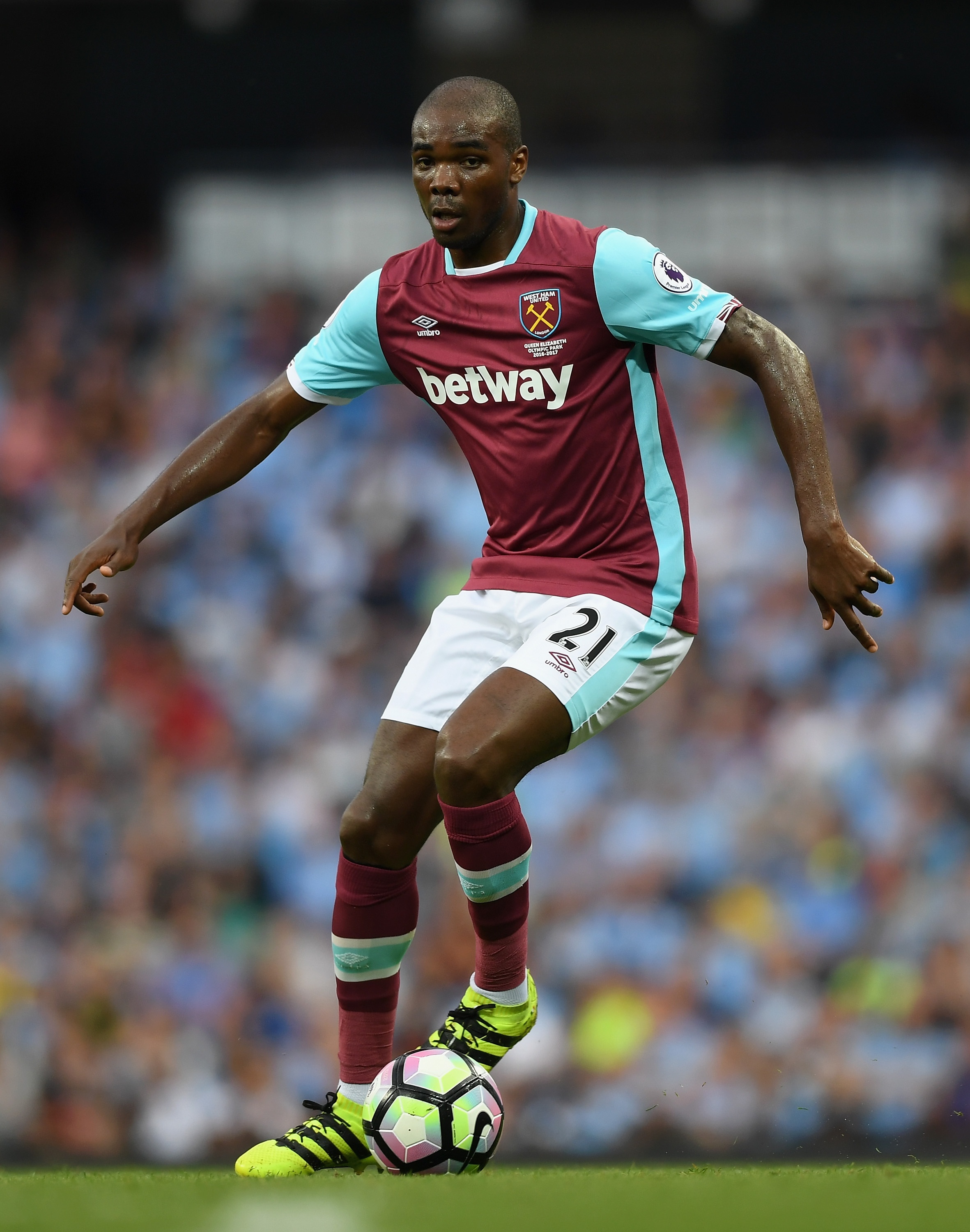 Ibrahimovic lot doi hinh gay that vong anh 5