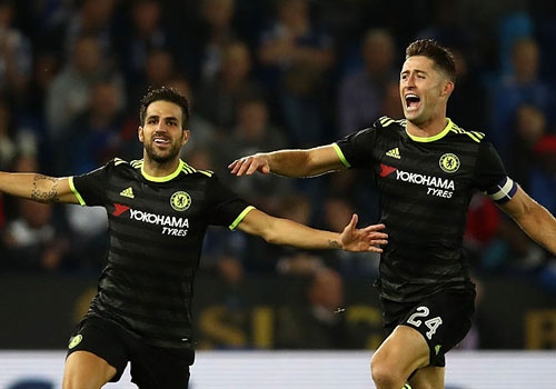 Chelsea thang nguoc Leicester 4-2 nho thi dau hon nguoi hinh anh