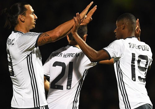 Rashford ghi ban giup MU thang 3-1 tai League Cup hinh anh