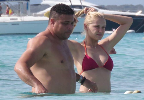 Nhung hinh anh tinh tu cua Ro ‘beo’ ben sieu mau hinh anh