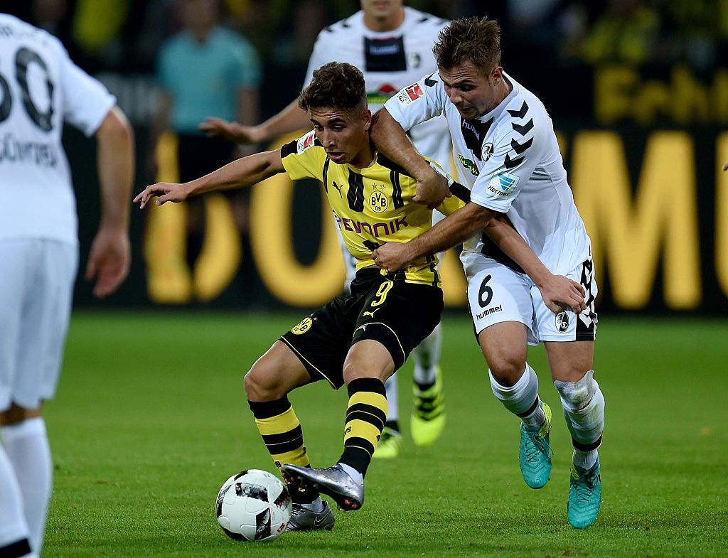 Dortmund đe dọa ngôi đầu của Bayern ảnh 6 Dortmund de doa ngoi dau cua Bayern anh 6