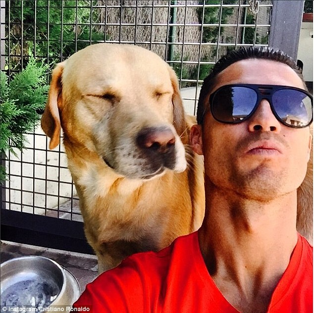 Ronaldo don ‘thanh vien moi’ cua gia dinh anh 3