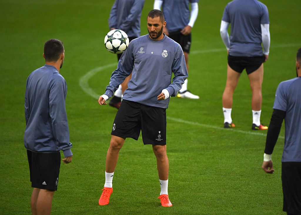 Ronaldo tập luyện trước trận gặp Dortmund ảnh 8 Ronaldo tap luyen truoc tran gap Dortmund anh 8