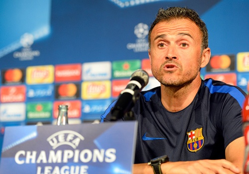 Luis Enrique yeu cau Barca tan cong phu dau doi thu hinh anh