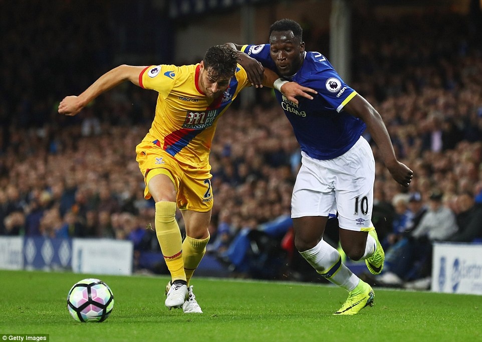 Lukaku ghi ban dep mat cho Everton anh 2