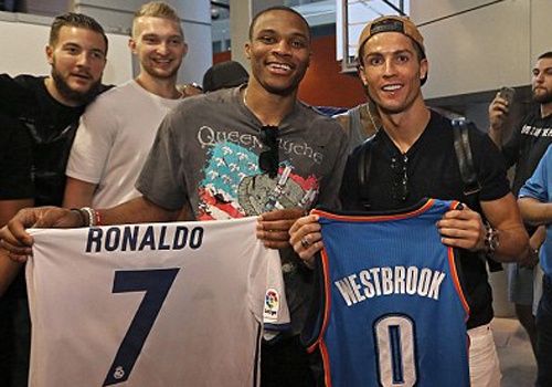 Ronaldo khai truong khach san tri gia 54 trieu bang hinh anh