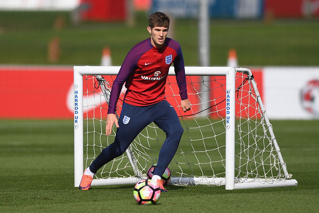 Dele Alli xau kim dong doi anh 4