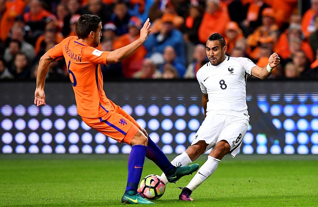 Pogba sut xa ghi ban dep anh 9