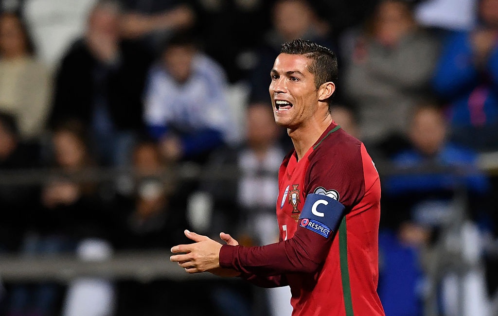 Ronaldo ghi ban cho DT Bo Dao Nha anh 5