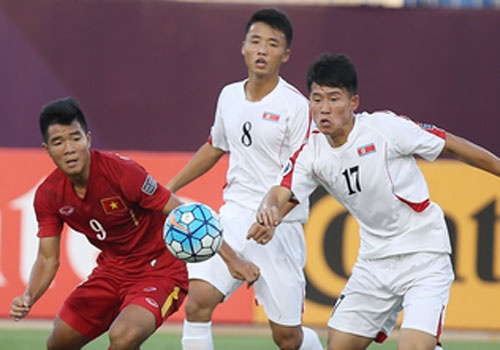 U19 VN 2-1 U19 Trieu Tien: Duc Chinh, Van Hau ghi ban dep hinh anh
