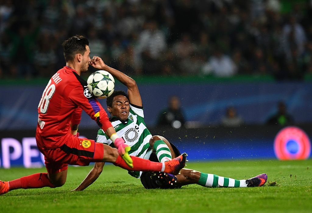 Dortmund đứng trên Real nhờ Aubameyang ảnh 6 Dortmund dung tren Real nho Aubameyang anh 6