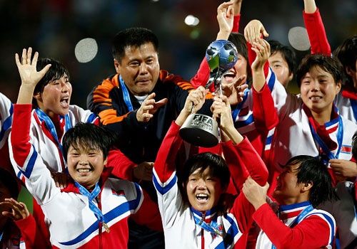 U17 nu Trieu Tien vo dich the gioi sau loat da luan luu hinh anh