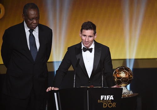 Messi khong lot nhom ung vien dau tien cho Qua bong vang hinh anh