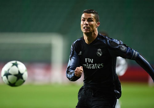 Ronaldo giup Bale lap ky luc o Champions League hinh anh