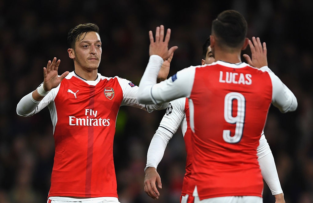 Doi hinh ket hop Arsenal - Tottenham anh 10