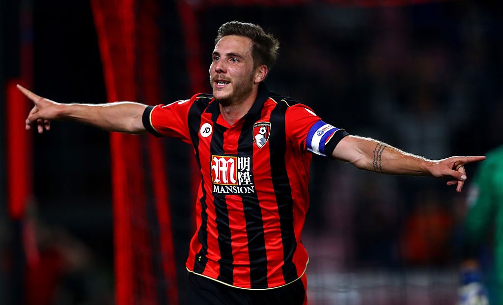 Ibrahimovic vao doi hinh hay nhat vong 11 anh 8