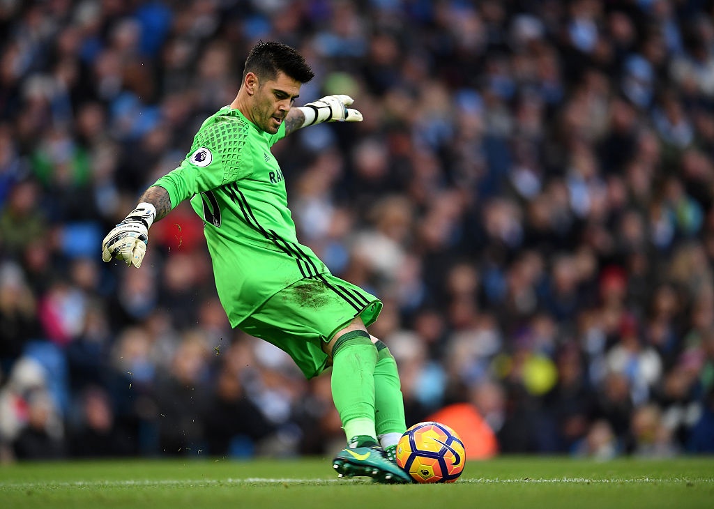 Ibrahimovic vao doi hinh hay nhat vong 11 anh 2