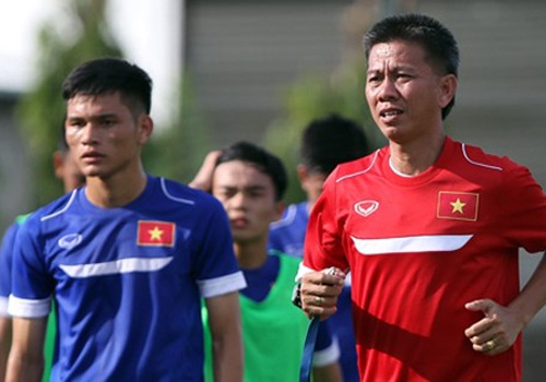 Video tran dau U22 Trung Quoc vs U22 Viet Nam hinh anh