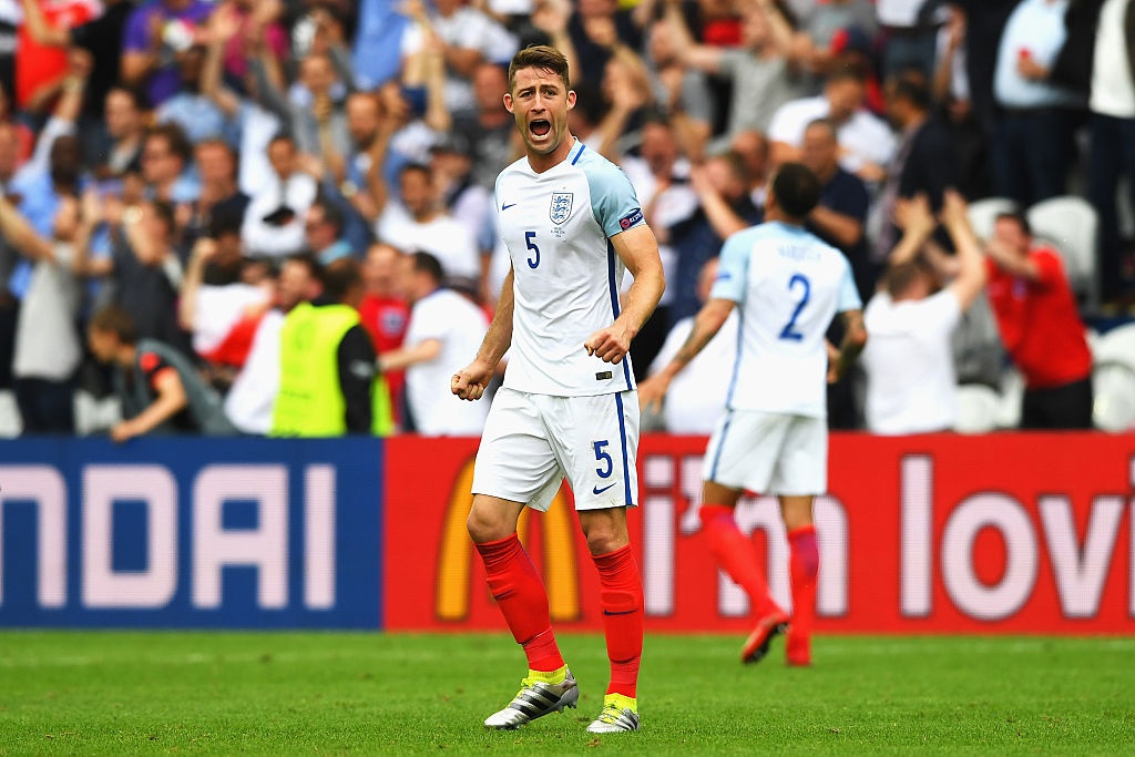 Doi hinh ket hop Tay Ban Nha - Anh anh 4