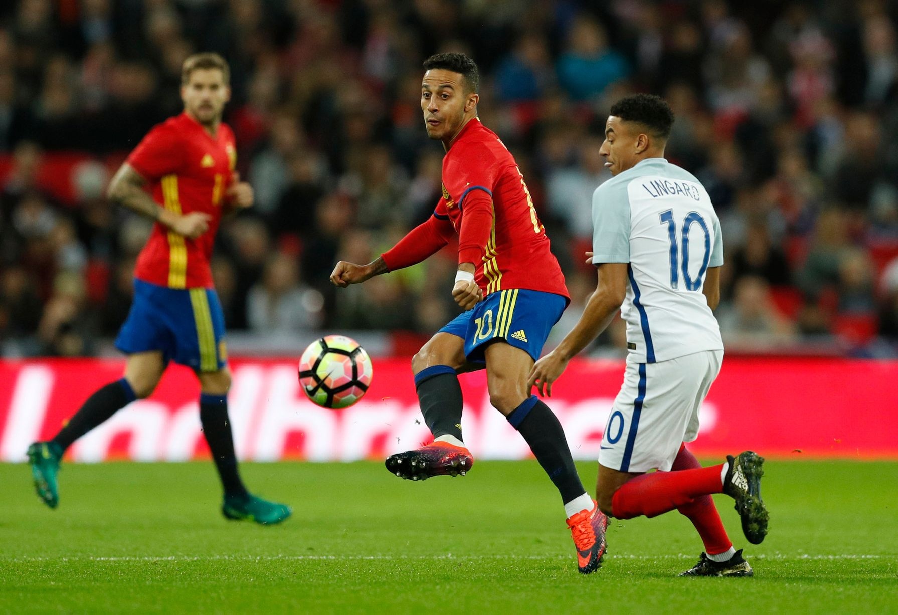 Anh hoa Tay Ban Nha 2-2 anh 3