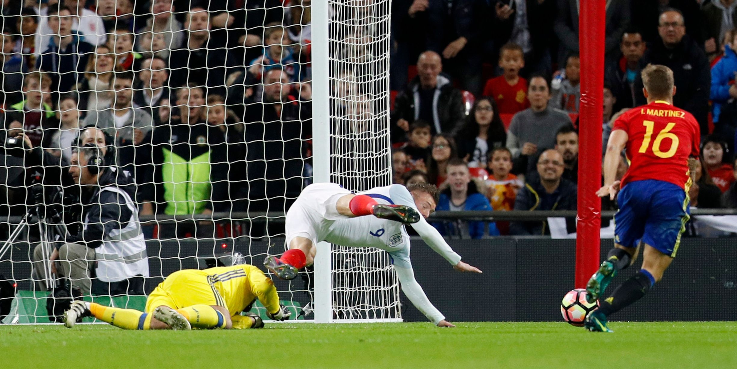 Anh hoa Tay Ban Nha 2-2 anh 5