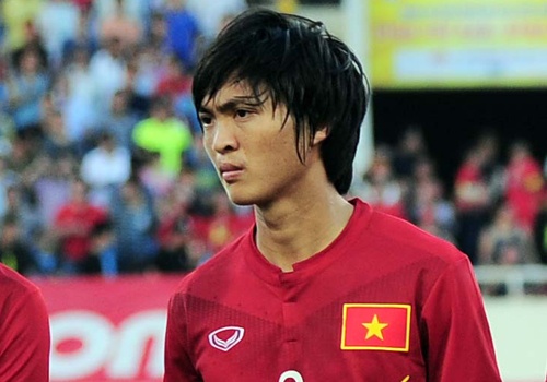 Nhung cau thu vang mat dang tiec tai vong bang AFF Cup 2016 hinh anh