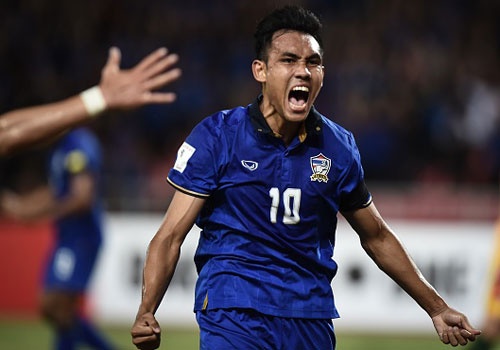 Dangda giup Thai Lan pho dien suc manh tai AFF Cup 2016 hinh anh