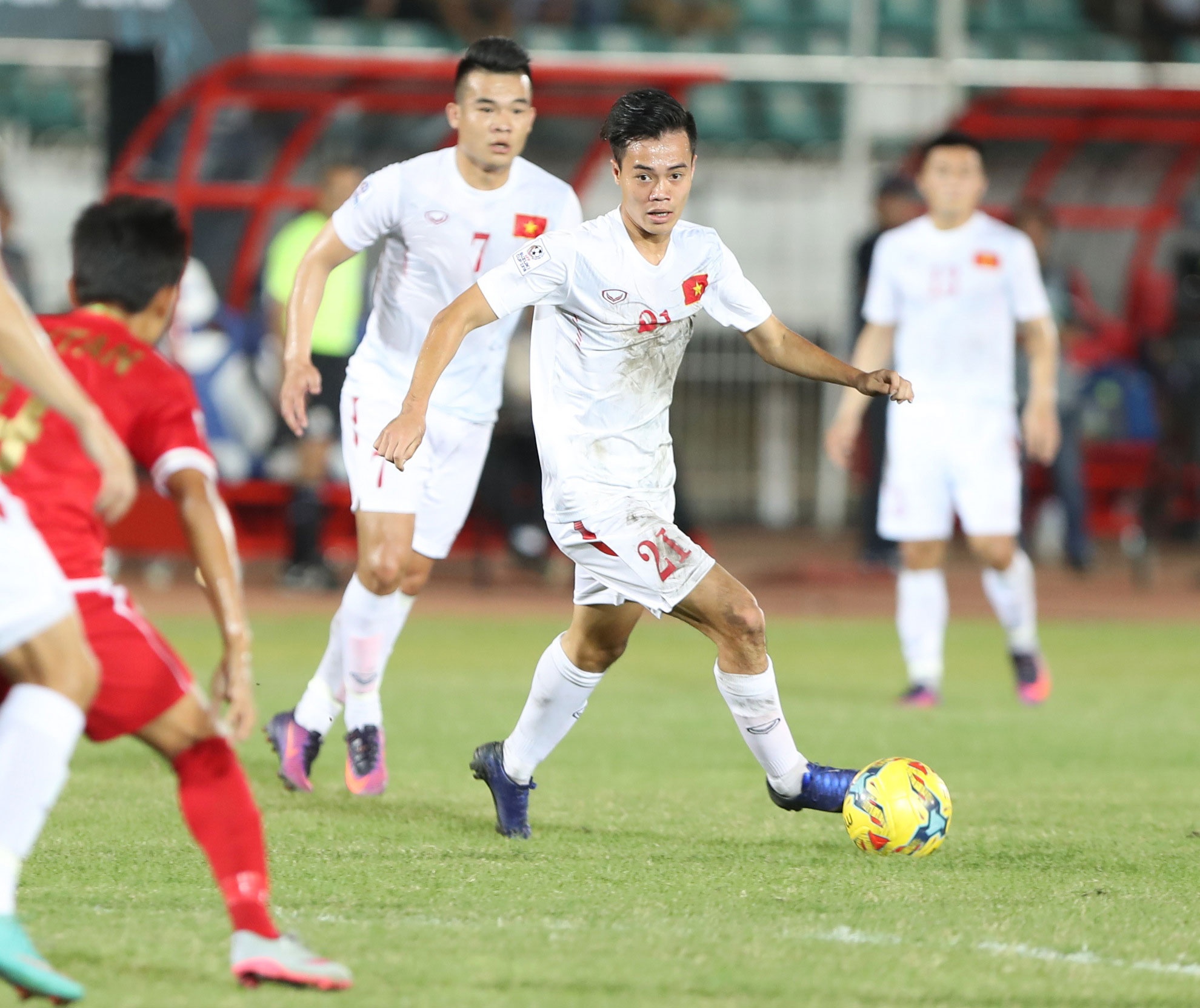 Cong Vinh giup DTVN thang Myanmar anh 5