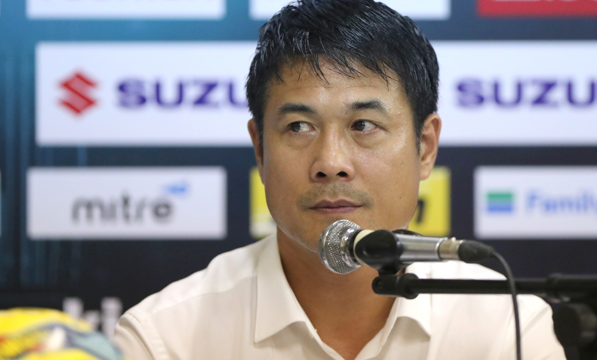 HLV Huu Thang: 'May man moi giup Viet Nam thang Myanmar' hinh anh