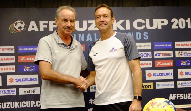 HLV Riedl muon Indonesia no luc chien dau anh 1