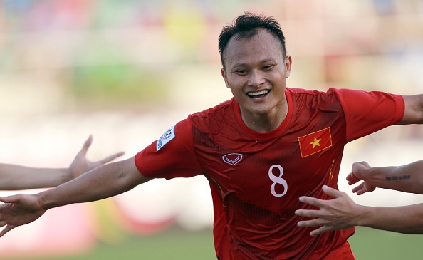 Viet Nam vao ban ket AFF Cup sau tran thang Malaysia hinh anh