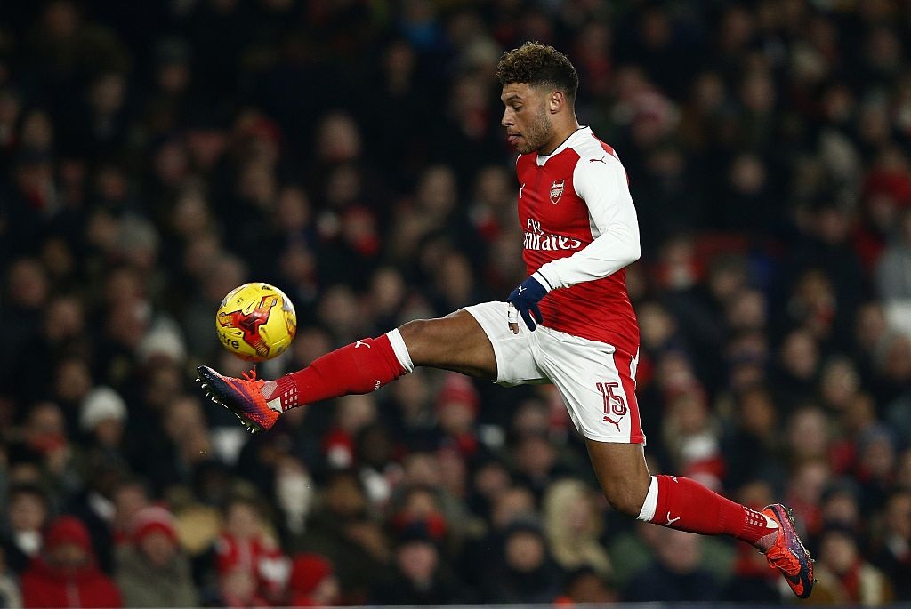 Arsenal dung buoc o tu ket League Cup anh 7