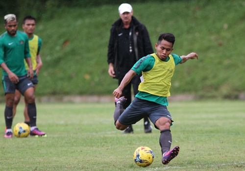 Indonesia mai sac vu khi so truong de dau tuyen Viet Nam hinh anh