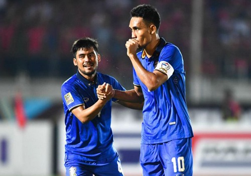 HLV Myanmar khong bo cuoc sau khi thua Thai Lan o san nha hinh anh