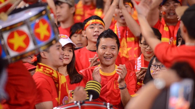 Cuu cau thu Hong Son cuoi tuoi co vu tuyen Viet Nam hinh anh