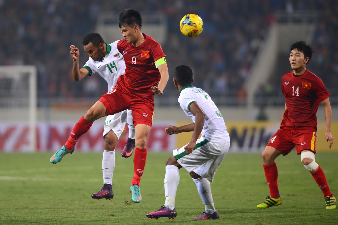 Xuan Truong vao doi hinh ban ket anh 11