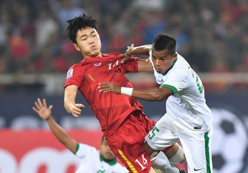 Viet Nam ap dao danh sach chuyen bong nhieu nhat AFF Cup hinh anh