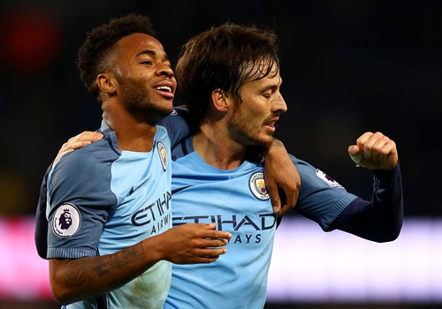 Man City tro lai manh me sau that bai truoc Leicester hinh anh