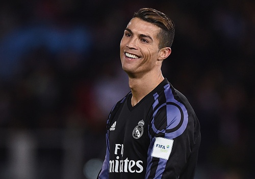 Ronaldo, Benzema dua Real vao chung ket FIFA Club World Cup hinh anh
