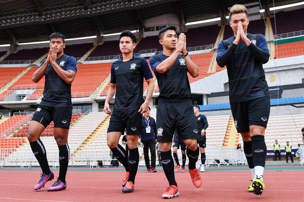 Kiatisak chạy bộ rèn thể lực ảnh 1 Kiatisak chay bo ren the luc anh 1