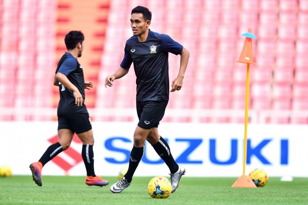 Kiatisak chạy bộ rèn thể lực ảnh 10 Kiatisak chay bo ren the luc anh 10