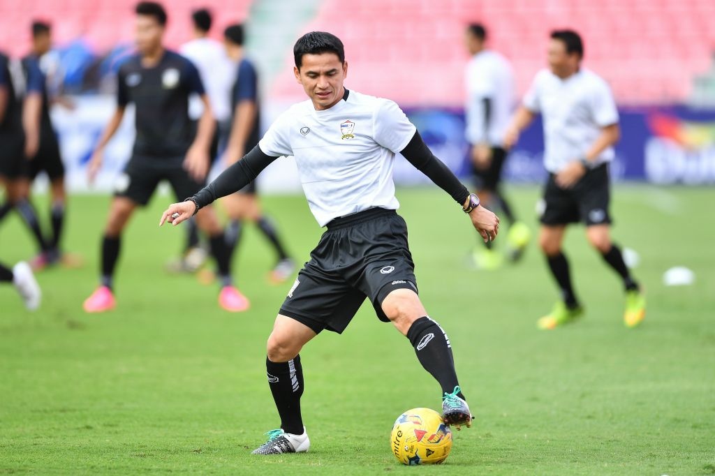 Kiatisak chạy bộ rèn thể lực ảnh 7 Kiatisak chay bo ren the luc anh 7