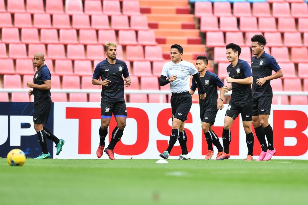 Kiatisak chạy bộ rèn thể lực ảnh 5 Kiatisak chay bo ren the luc anh 5