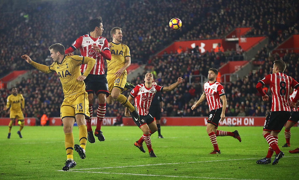 Tottenham de doa vi tri cua Arsenal anh 5